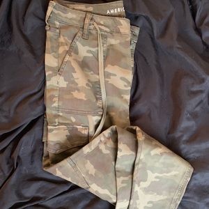 American Eagle Camo jeans